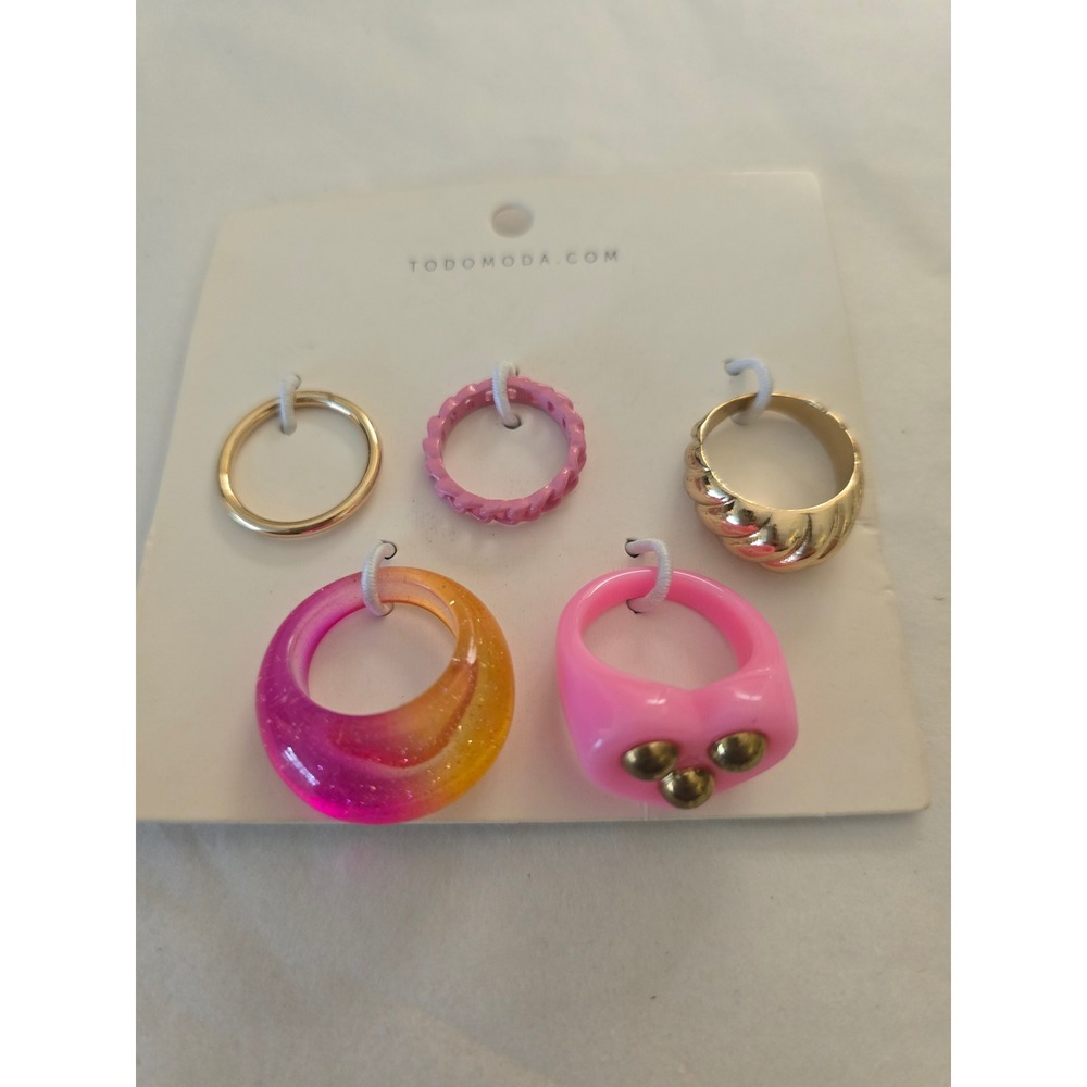 Todomoda 5 Piece Ring Set Gold Tone Pink Resin Glitter Croissant Y2K Stackable